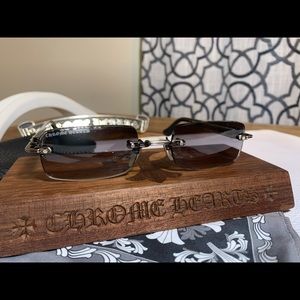 Chrome Hearts “Deep 1”  white/ walnut ebony piano-varnish -Silver decor